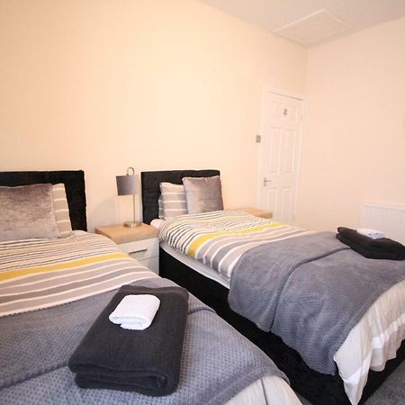 بلاكبول Regent Choice - Town Centre - Large Property المظهر الخارجي الصورة