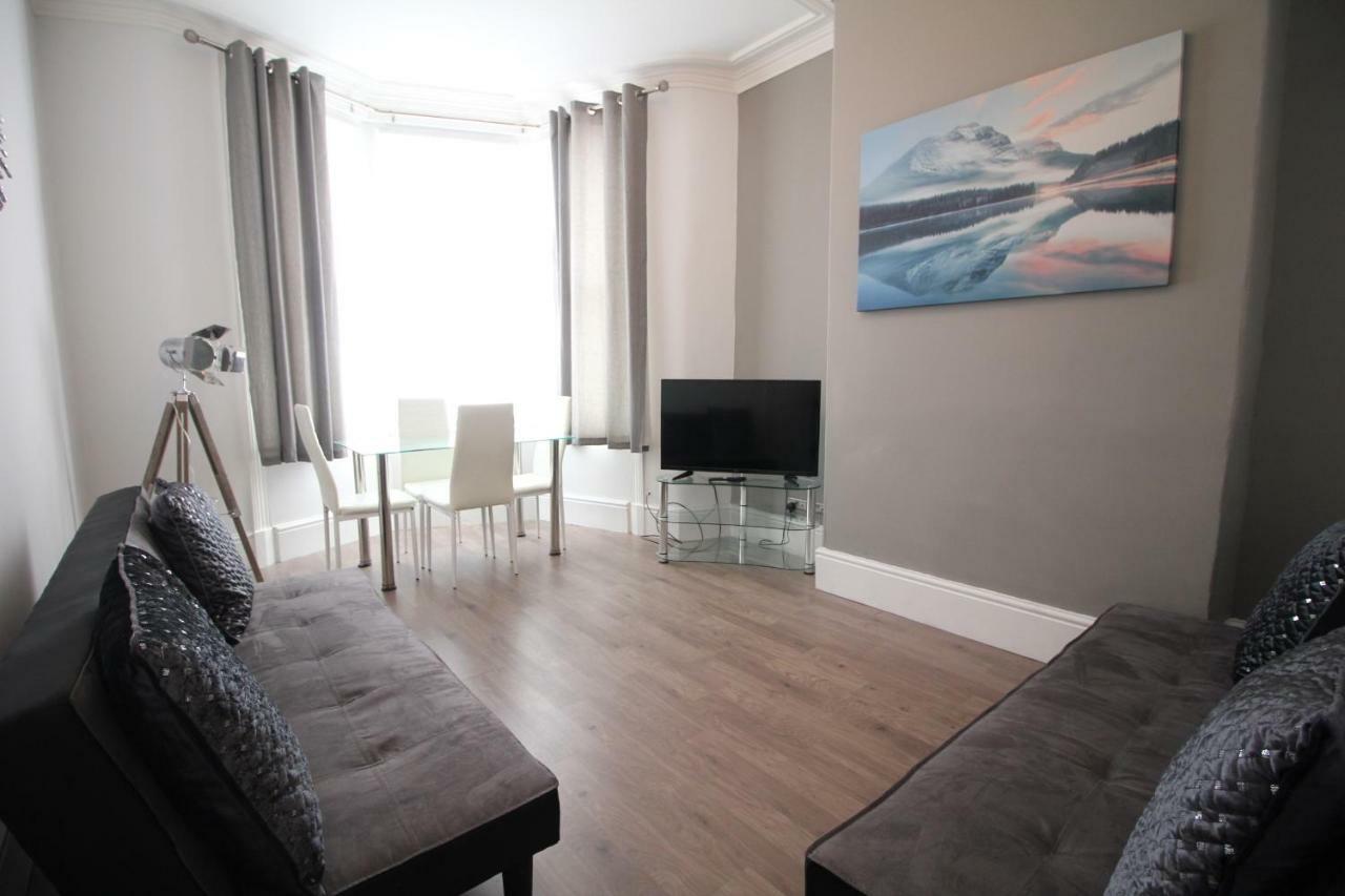 بلاكبول Regent Choice - Town Centre - Large Property المظهر الخارجي الصورة